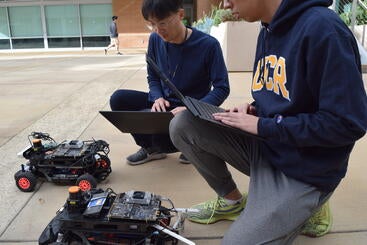 bcoe_history_computer_engineering_students_robotics.jpg